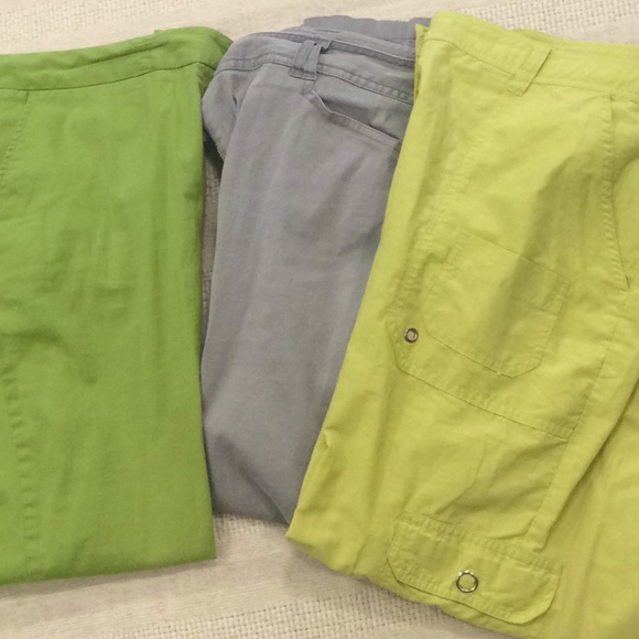 Bundle of 2 Chico’s capris and 1 Peck&Peck capris - Picture 1 of 11